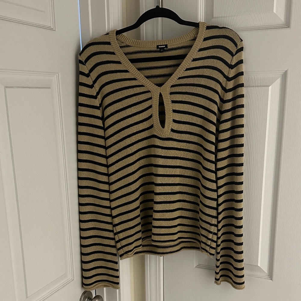 Monrow knit sweater size large